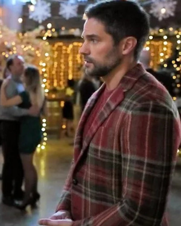 #Xmas 2022 Brant Daugherty Plaid Blazer