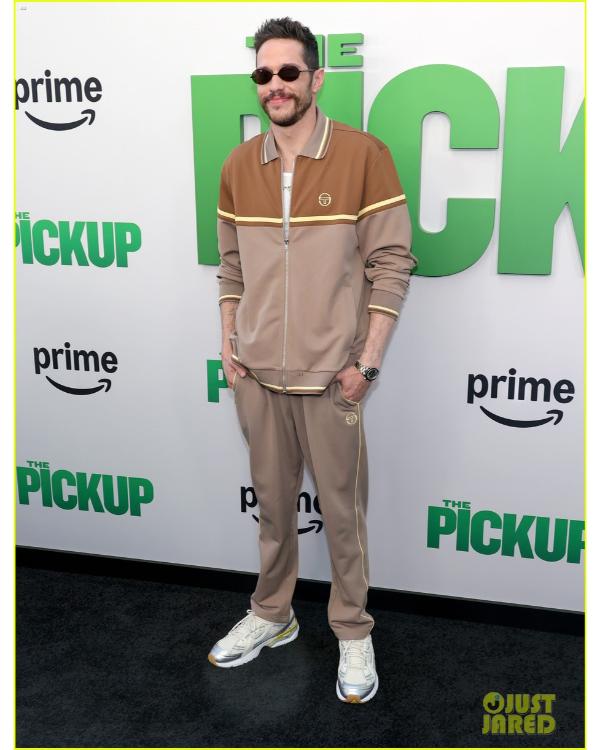 The Pickup 2025 Premiere Pete Davidson Light Brown Tracksuit