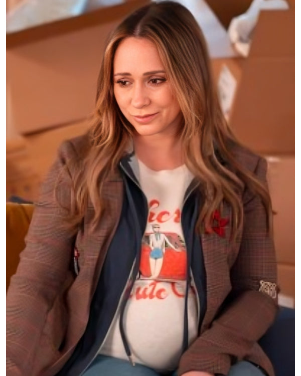 9-1-1 S08 Jennifer Love Hewitt Graphic Auto T-Shirt