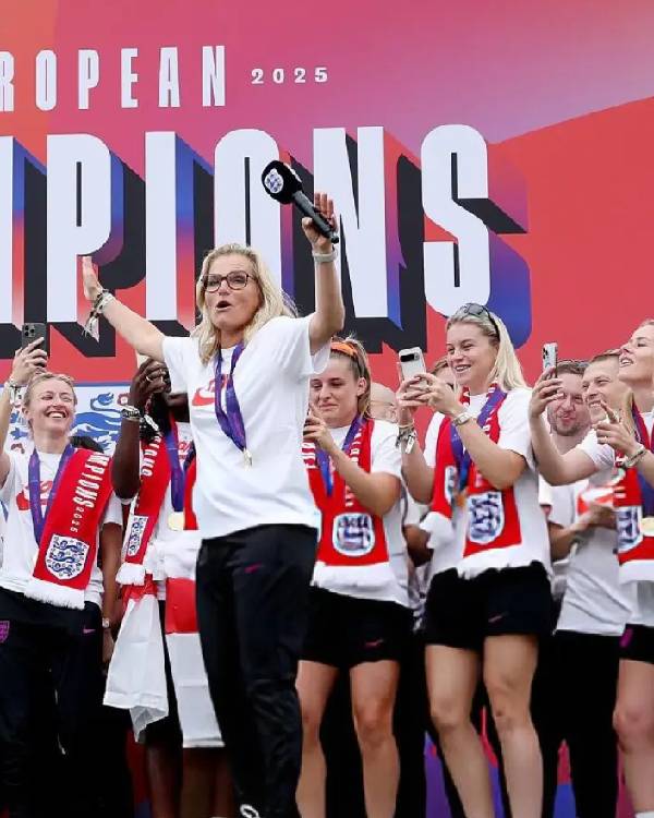 England UEFA Women?s EURO 2025 Victory Parade White T-shirt