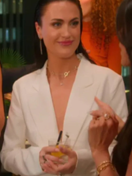 Selling The City 2025 Abigail Godfrey White Cutout Blazer