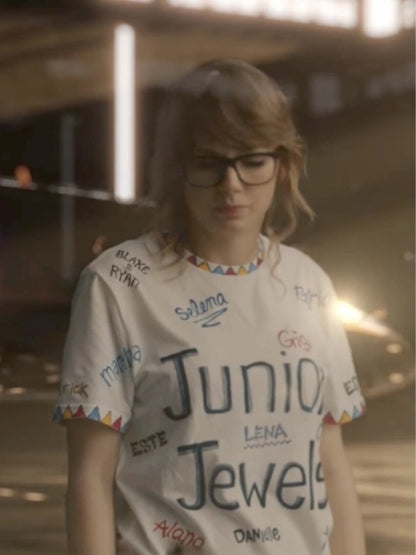 Soft cotton short-sleeve Taylor Swift graphic tee with crew neckline