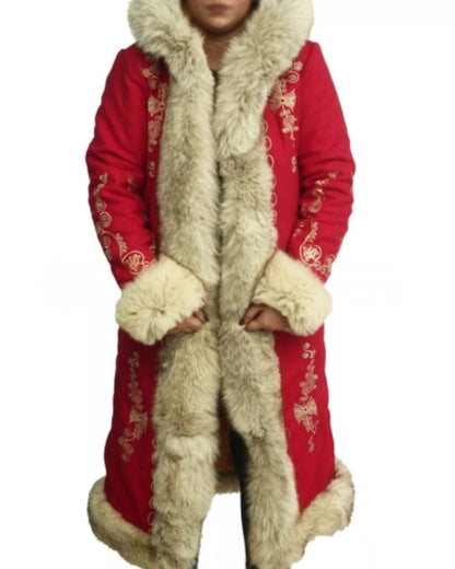 The Christmas Chronicles 2 Goldie Hawn Coat